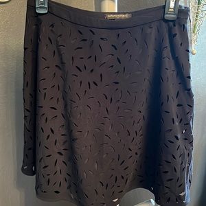 Banana Republic skirt used once.. Size 4 (Navy Blue)